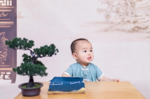 嘉峪关宝宝眼睛突然肿了 嘉峪关宝宝眼睛突然肿了